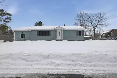 37 Lexington Avenue, Methuen, MA 01844 - Photo 1