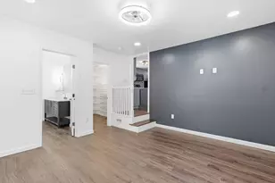 37 Lexington Ave, Methuen, MA 01844 - Photo 17