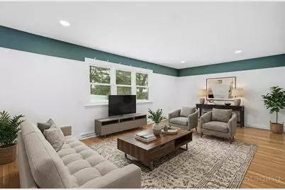 37 Lexington Avenue, Methuen, MA 01844 - Photo 5