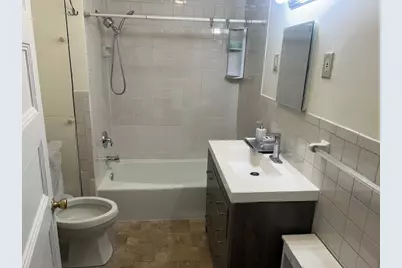 320 Varnum Avenue #2nd FL, Lowell, MA 01854 - Photo 7