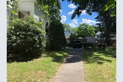 320 Varnum Avenue #2nd FL, Lowell, MA 01854 - Photo 11