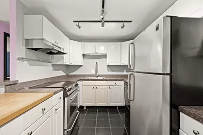 685 Oak St #13-9, Brockton, MA 02301 - Photo 9