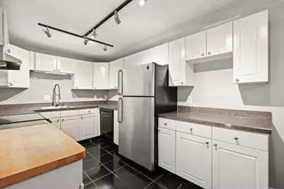 685 Oak St #13-9, Brockton, MA 02301 - Photo 7