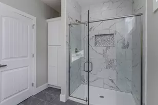 625 Alden St, Ludlow, MA 01056 - Photo 27