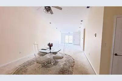 8 Ledgewood Way #20, Peabody, MA 01960 - Photo 7