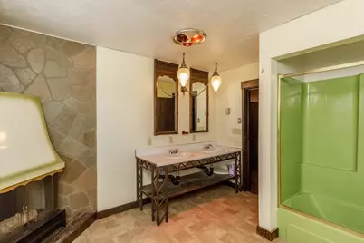 385 East Broadway #1, Gardner, MA 01440 - Photo 11