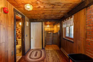 385 E Broadway, Gardner, MA 01440 - Photo 5