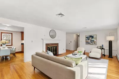 11 Menotomy Rocks Dr, Arlington, MA 02476 - Photo 5