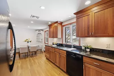 11 Menotomy Rocks Dr, Arlington, MA 02476 - Photo 9