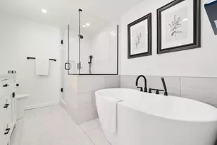 21 Harbourside Rd, Quincy, MA 02171 - Photo 19