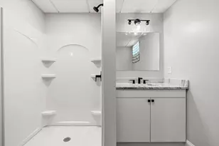 24 Townsend Rd, Shirley, MA 01464 - Photo 33