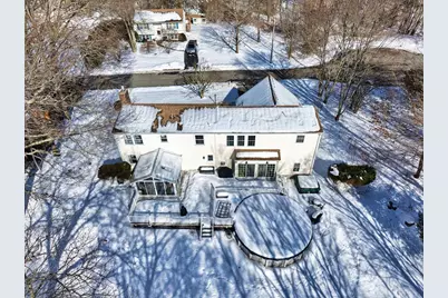 898 Tobey St, Acushnet, MA 02743 - Photo 5