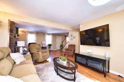 898 Tobey St, Acushnet, MA 02743 - Photo 17