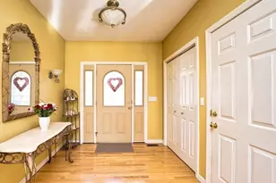 898 Tobey St, Acushnet, MA 02743 - Photo 7