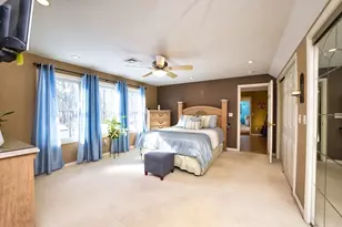 898 Tobey St, Acushnet, MA 02743 - Photo 21