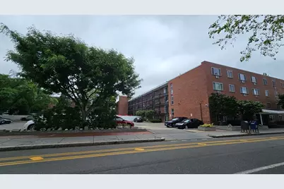 50 Green St #107, Brookline, MA 02446 - Photo 15