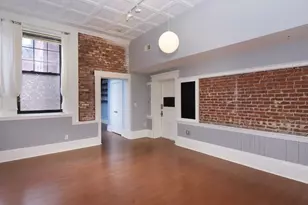 28 Adams St, Worcester, MA 01604 - Photo 5