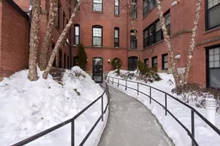 28 Adams St, Worcester, MA 01604 - Photo 1