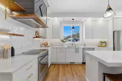 27 Purity Springs Rd, Burlington, MA 01803 - Photo 5