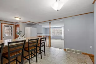 128 Manning St, Hudson, MA 01749 - Photo 5