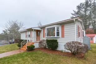 559 S Mdw Vlg, Carver, MA 02330 - Photo 1