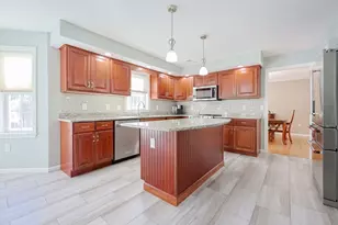 17 Amherst Rd, Shrewsbury, MA 01545 - Photo 3