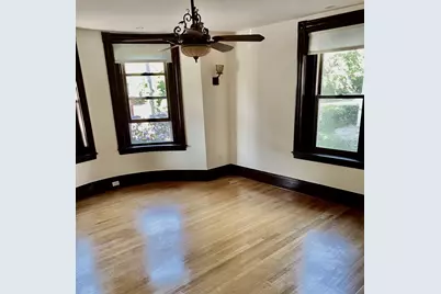 16 Kent Sq #1, Brookline, MA 02446 - Photo 9