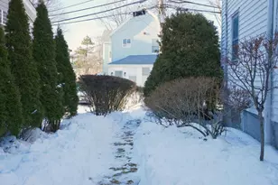 8 Curve St, Newton, MA 02465 - Photo 3