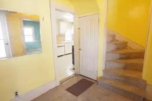 8 Curve St, Newton, MA 02465 - Photo 9