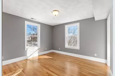 8 Common St #3, Stoneham, MA 02180 - Photo 9