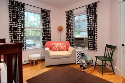 38 Maple Ave. #1, Cambridge, MA 02139 - Photo 5