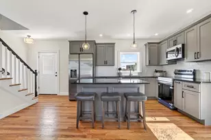 60 Frankin St, Melrose, MA 02176 - Photo 11