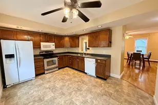 59 Whitney Ave, Lowell, MA 01850 - Photo 7