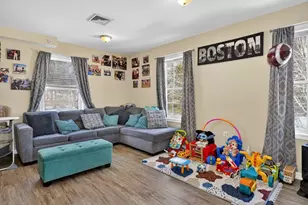 36 Webb Brook Rd, Billerica, MA 01821 - Photo 3