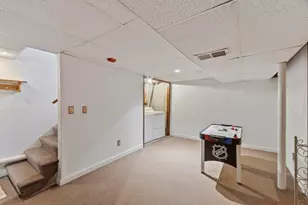 315 Broadway, Dracut, MA 01826 - Photo 17