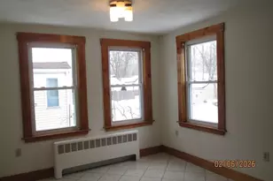 38 Forest St, Peabody, MA 01960 - Photo 9