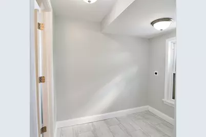 63 Bay St, Springfield, MA 01109 - Photo 11