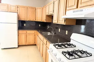 25 Bennett St, Beverly, MA 01915 - Photo 13