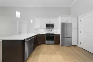 21 Totman St, Quincy, MA 02169 - Photo 7