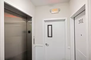 17 Holland St, Somerville, MA 02144 - Photo 3