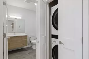 17 Holland St, Somerville, MA 02144 - Photo 15