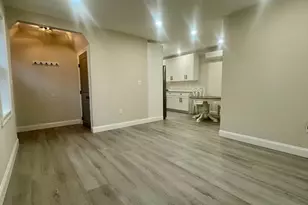 17 Webb St, Salem, MA 01970 - Photo 9