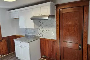 17 Cleveland Ave, Worcester, MA 01603 - Photo 15