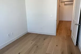 105 Sea St, Quincy, MA 02169 - Photo 9