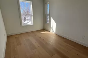 105 Sea St, Quincy, MA 02169 - Photo 15