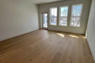 105 Sea St, Quincy, MA 02169 - Photo 5