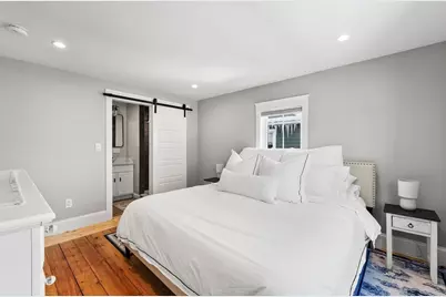 814 Main St #814, Winchester, MA 01890 - Photo 3