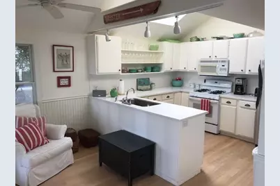 4 Cliff Road #-, Ipswich, MA 01938 - Photo 3