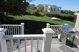 4 Cliff Rd, Ipswich, MA 01938 - Photo 17