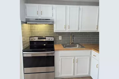 10 Woodman Way #8, Newburyport, MA 01950 - Photo 3